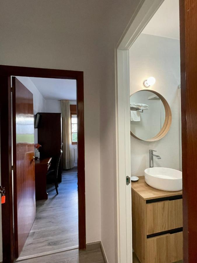 Hotel La Bilbaina De Vegadeo Dış mekan fotoğraf